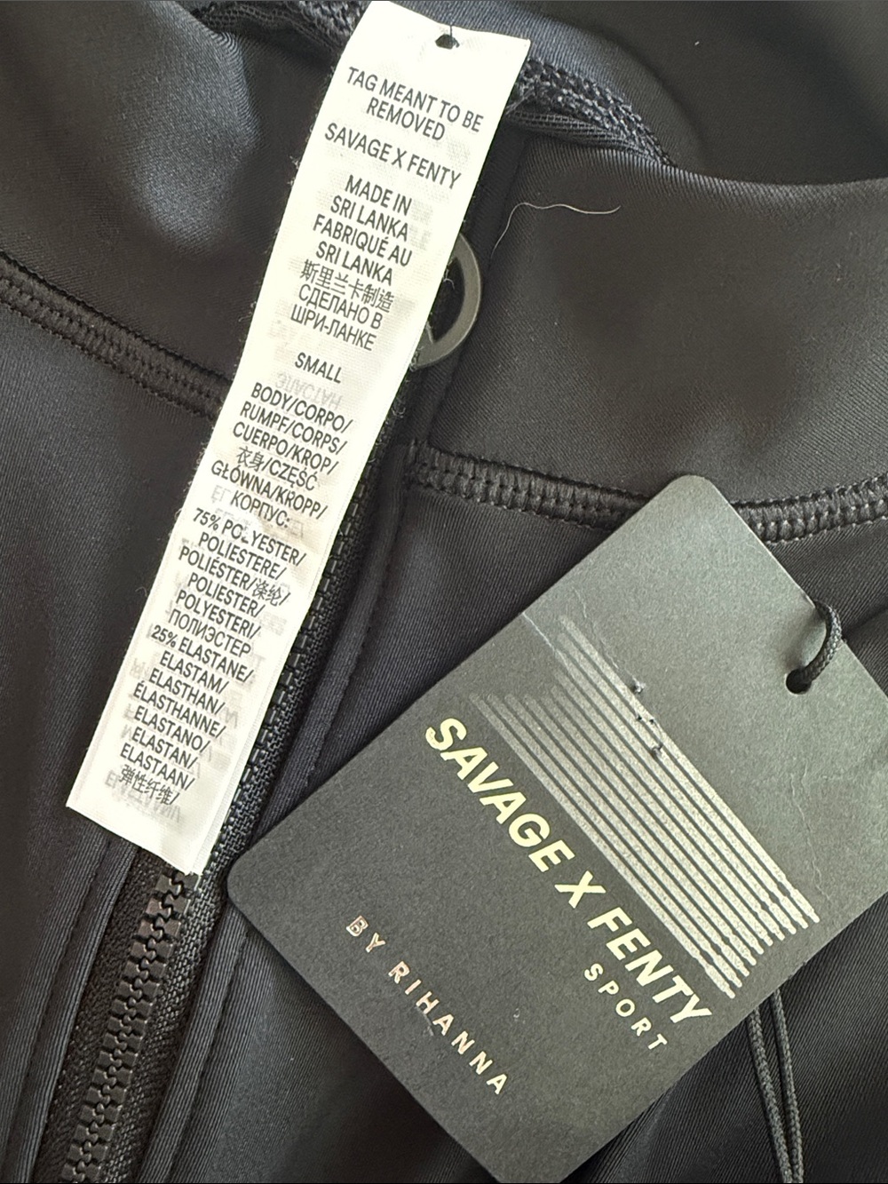 NWT Savage X Fenty Main Player Black Long-Sleeve Cropped Half Zip Top S - Picture 6 of 6